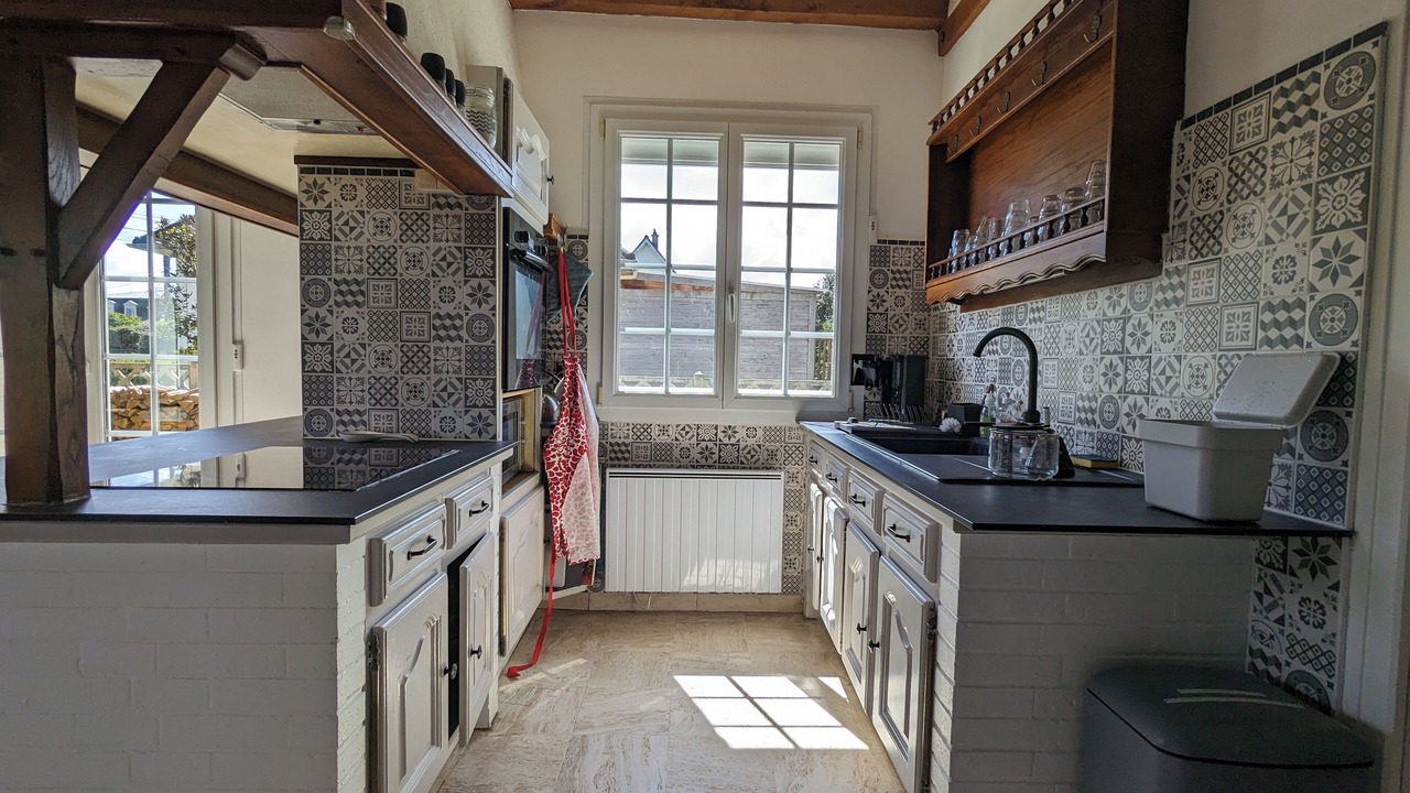 Photo of Kitchen in Bernieres-sur-Mer