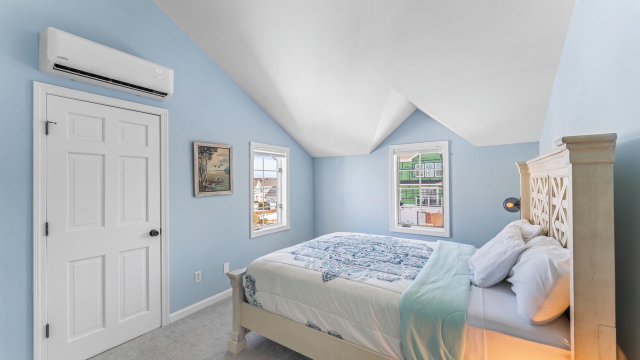 Photo of Bedroom in Groton Long Point
