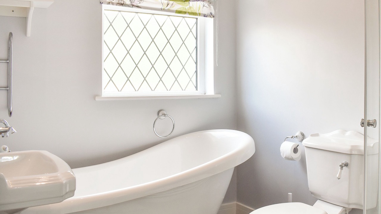 Photo of Bathroom in Amble