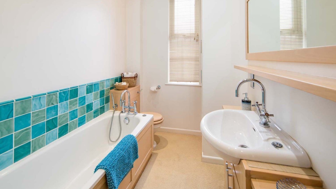 Photo of Bathroom in Nettlestone