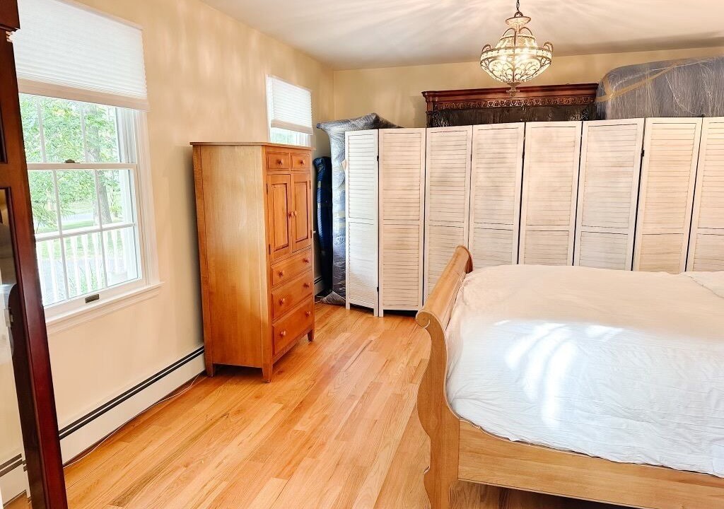 Photo of Bedroom in Greenport West