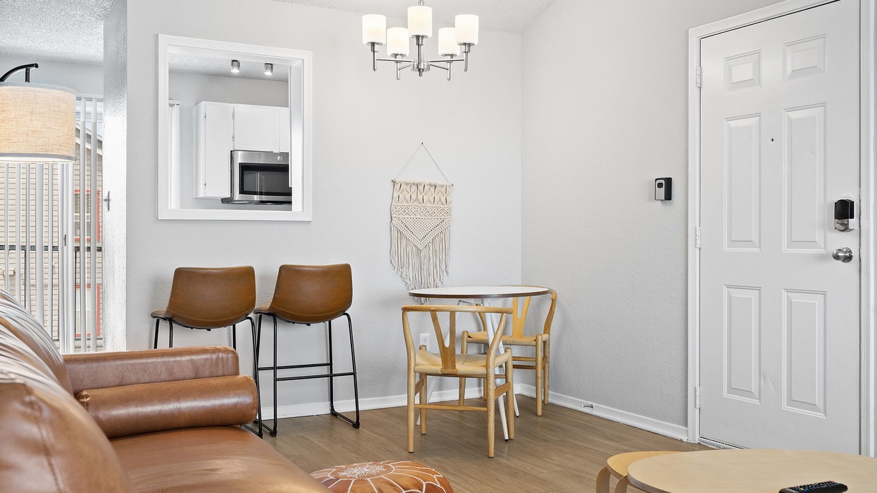 Photo of Livingroom in Milwood