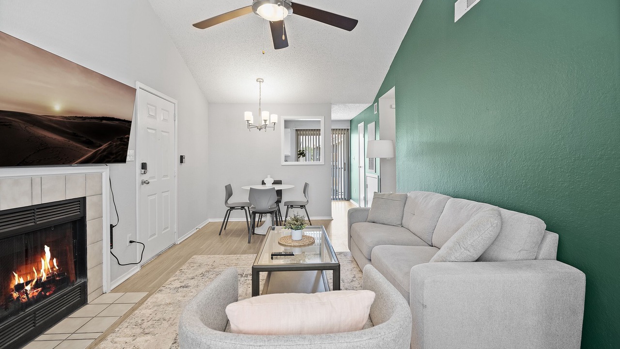 Photo of Livingroom in Milwood
