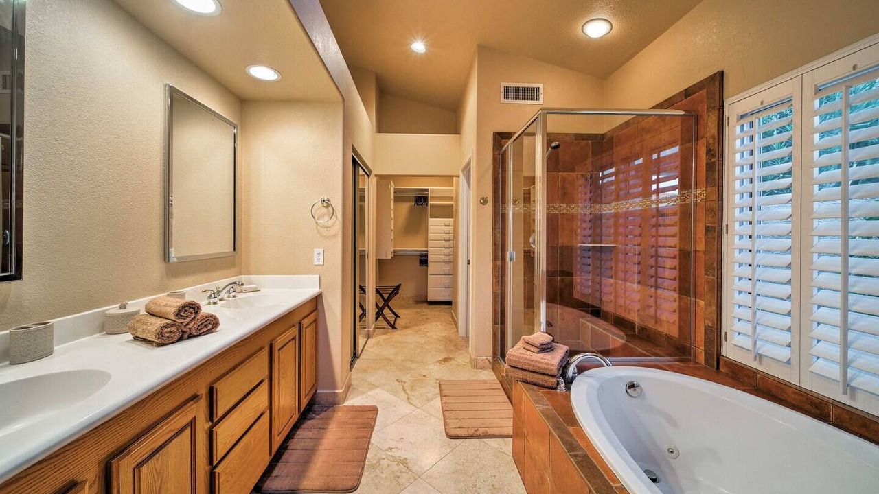 Photo of Bathroom in Foothills