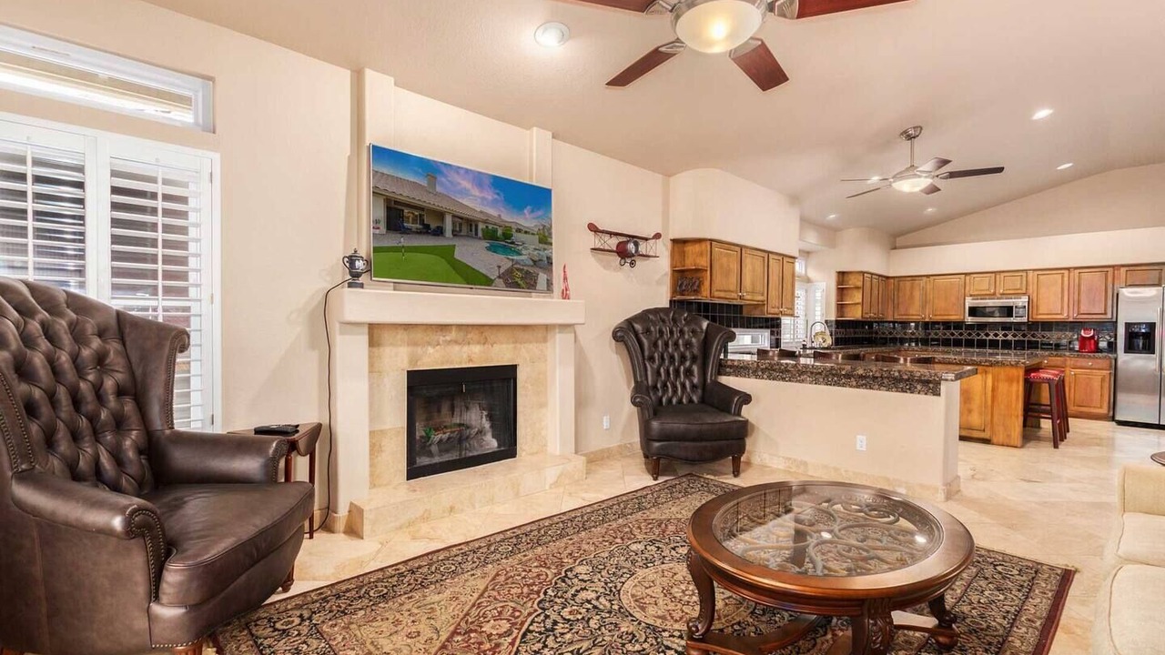 Photo of Livingroom in Foothills