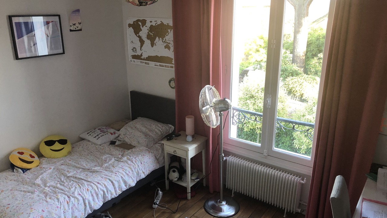 Photo of Bedroom in Saint-Cloud