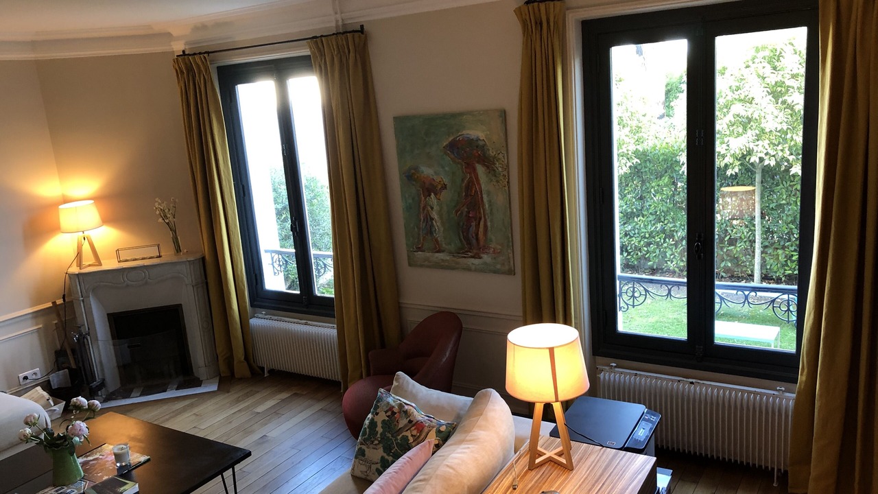 Photo of Livingroom in Saint-Cloud