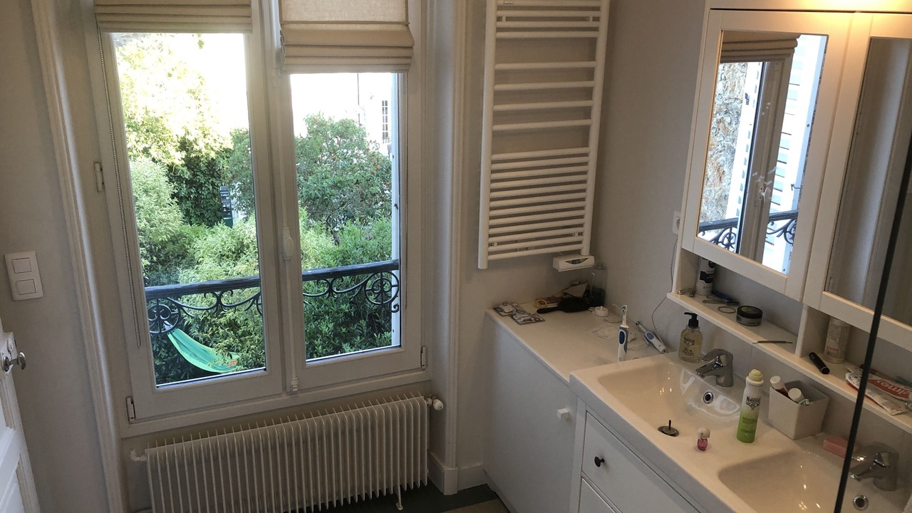 Photo of Bathroom in Saint-Cloud