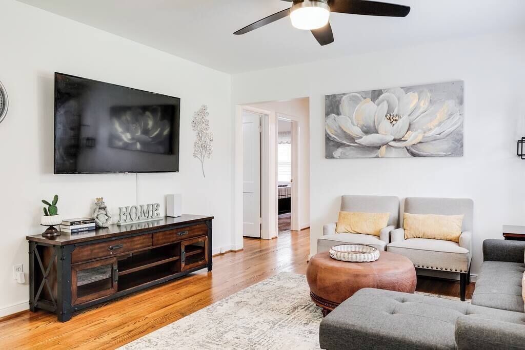 Photo of Livingroom in Richmond