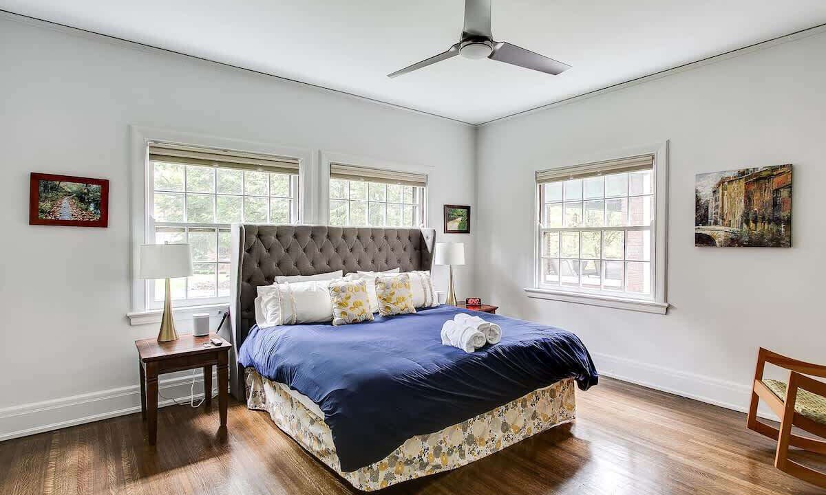 Photo of Bedroom in Cherokee Triangle