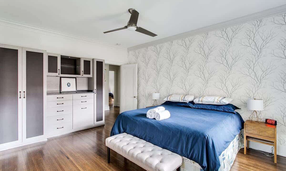Photo of Bedroom in Cherokee Triangle