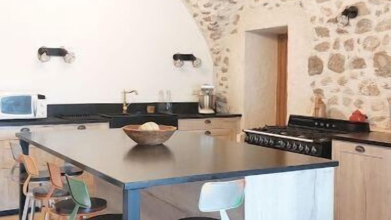 Photo of Kitchen in Saint-Firmin