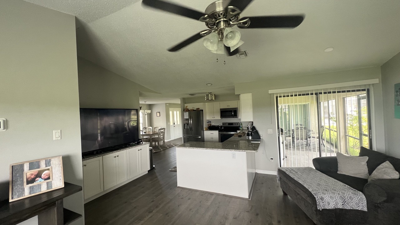 Photo of Livingroom in Deep Creek