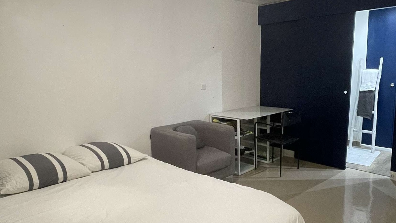 Photo of Bedroom in Rouen City Centre