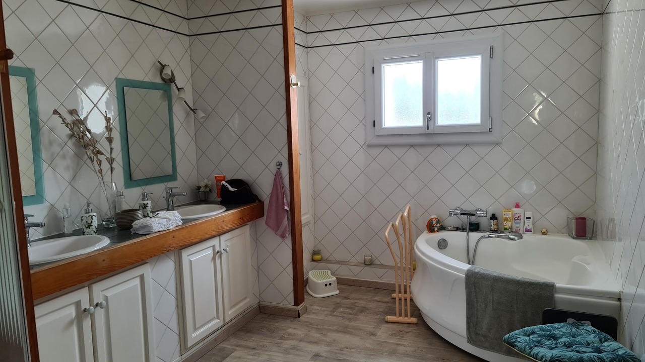 Photo of Bathroom in Saint-Mard