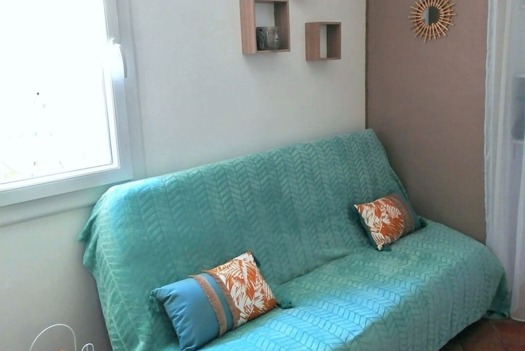 Photo of Livingroom in Chateauneuf-Val-Saint-Donat