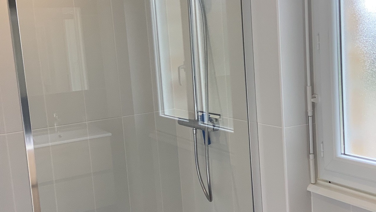 Photo of Bathroom in Loctudy