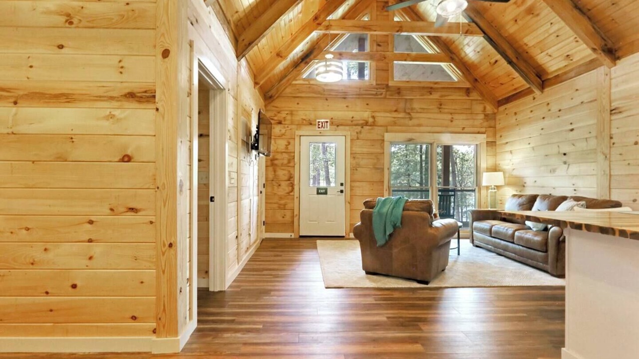 Photo of Livingroom in Six Mile