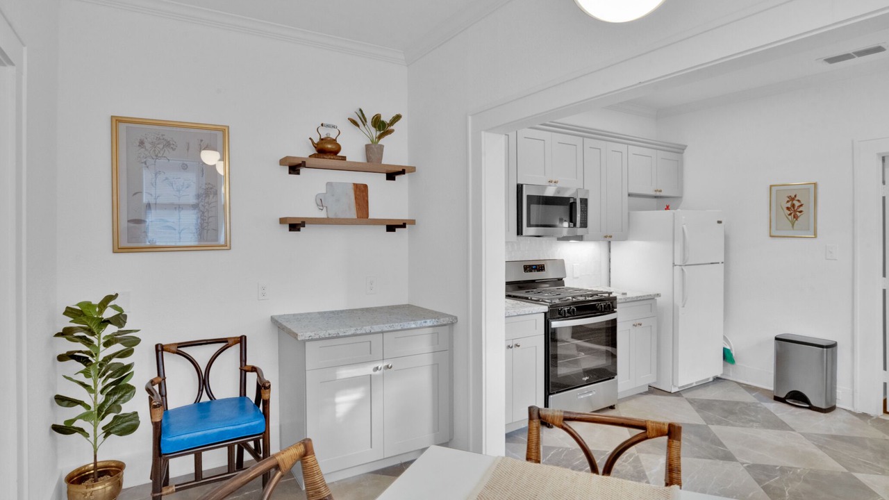 Photo of Kitchen in Highland Historic District