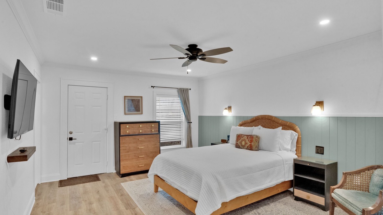 Photo of Bedroom in Highland Historic District