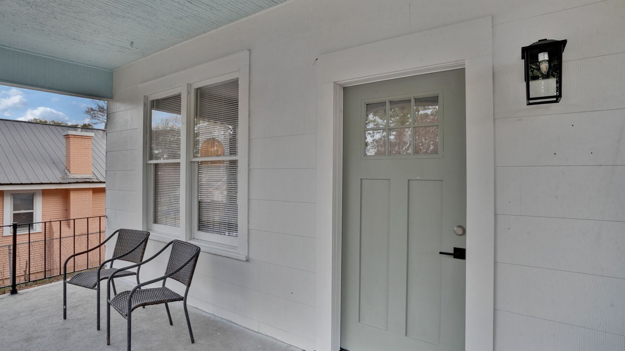 Photo of Patio Balcony in Highland Historic District