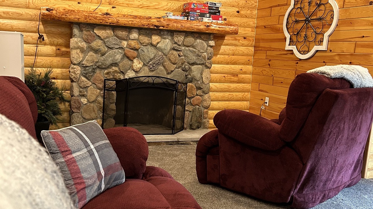 Photo of Livingroom in Winamac