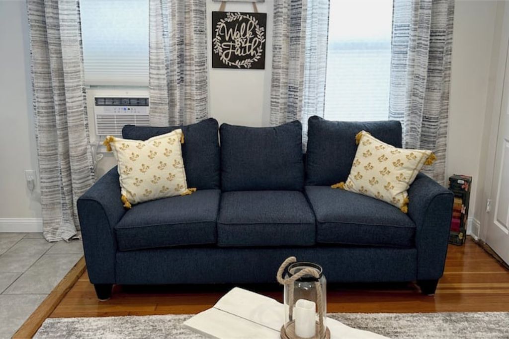 Photo of Livingroom in Salem