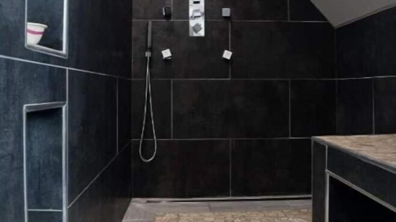 Photo of Bathroom in Baincthun