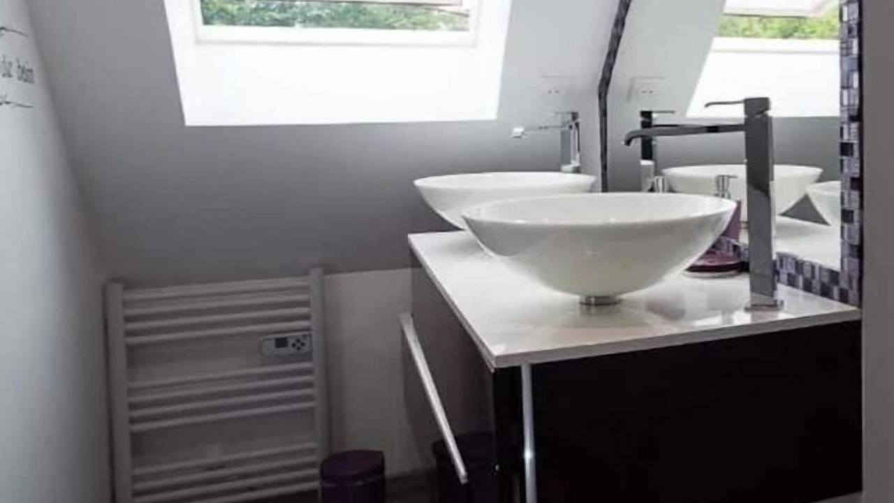 Photo of Bathroom in Baincthun