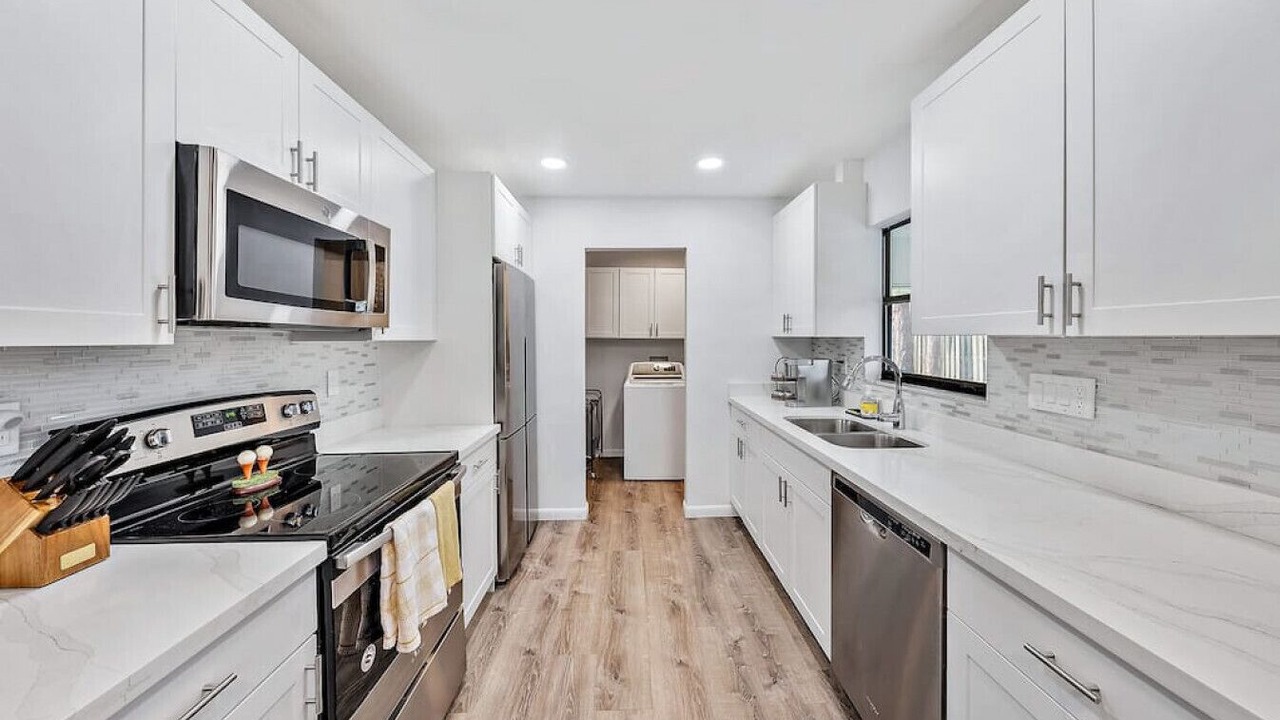 Photo of Kitchen in North Palm Beach Heights