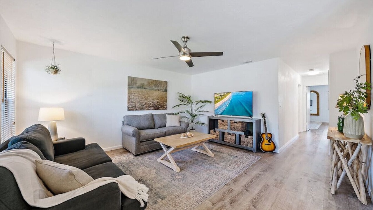 Photo of Livingroom in North Palm Beach Heights