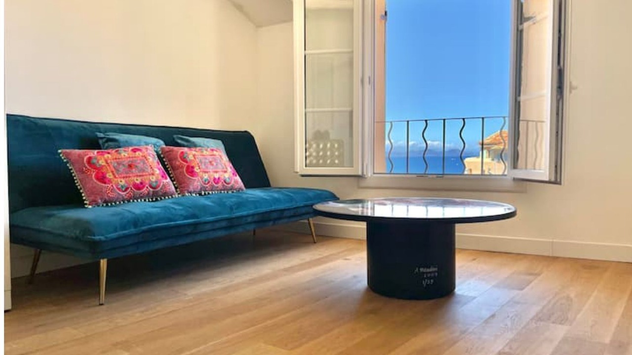 Photo of Livingroom in Old Town