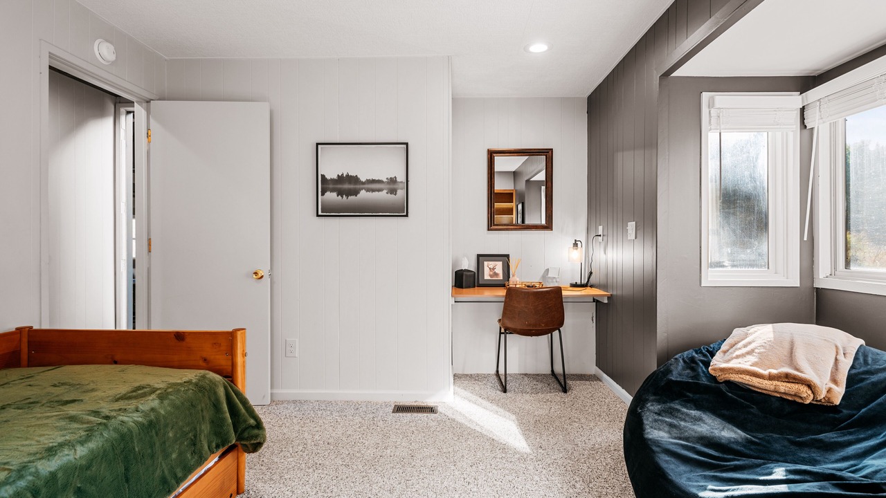 Photo of Bedroom in Bellaire