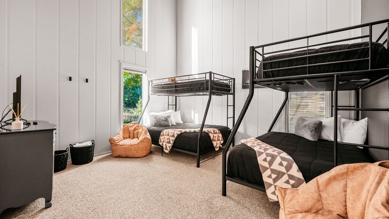 Photo of Bedroom in Bellaire