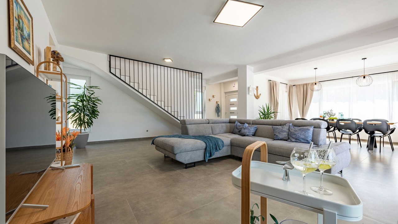 Photo of Livingroom in Muline