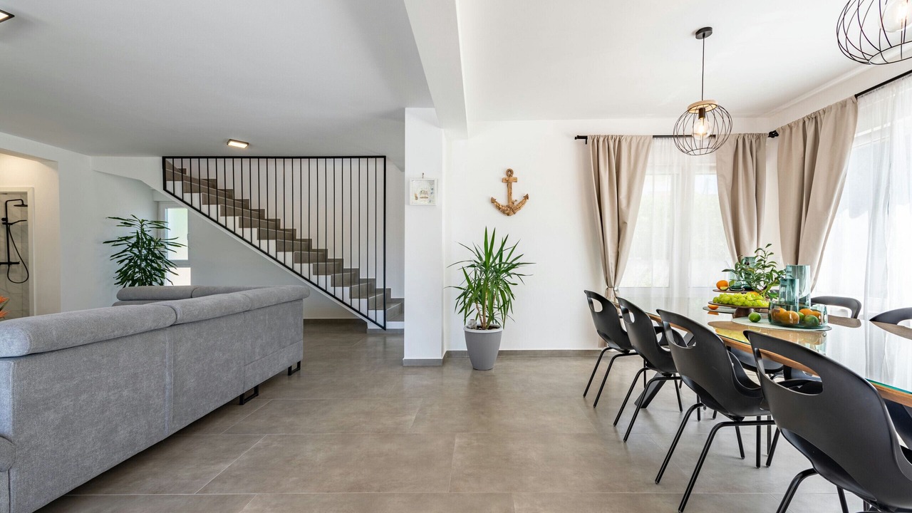 Photo of Livingroom in Muline