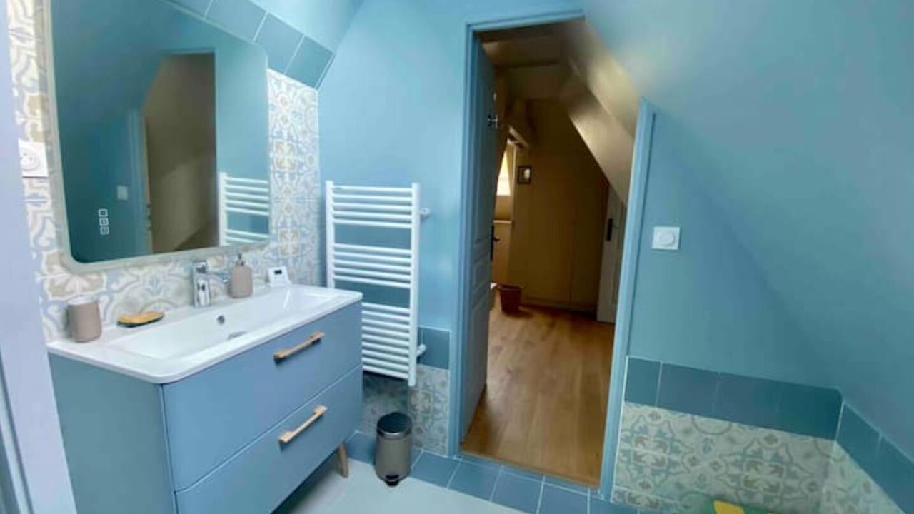 Photo of Bathroom in Asnieres