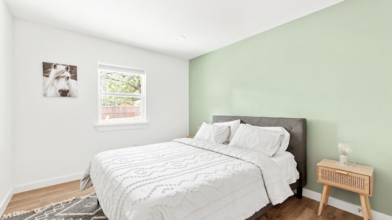 Photo of Bedroom in Haltom City