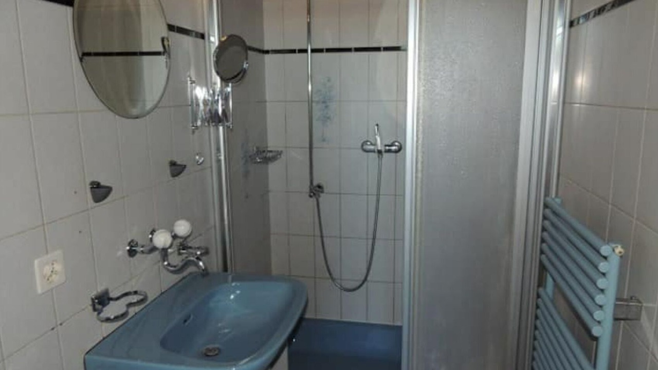Photo of Bathroom in La Chaux-du-Milieu