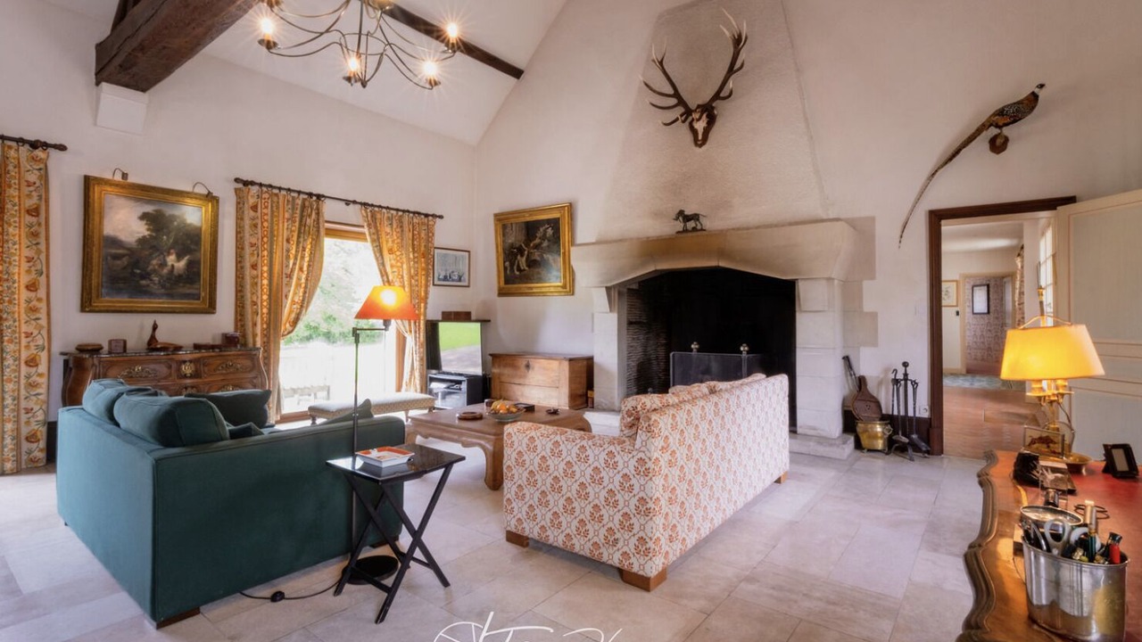 Photo of Livingroom in Saint-Aignan-le-Jaillard