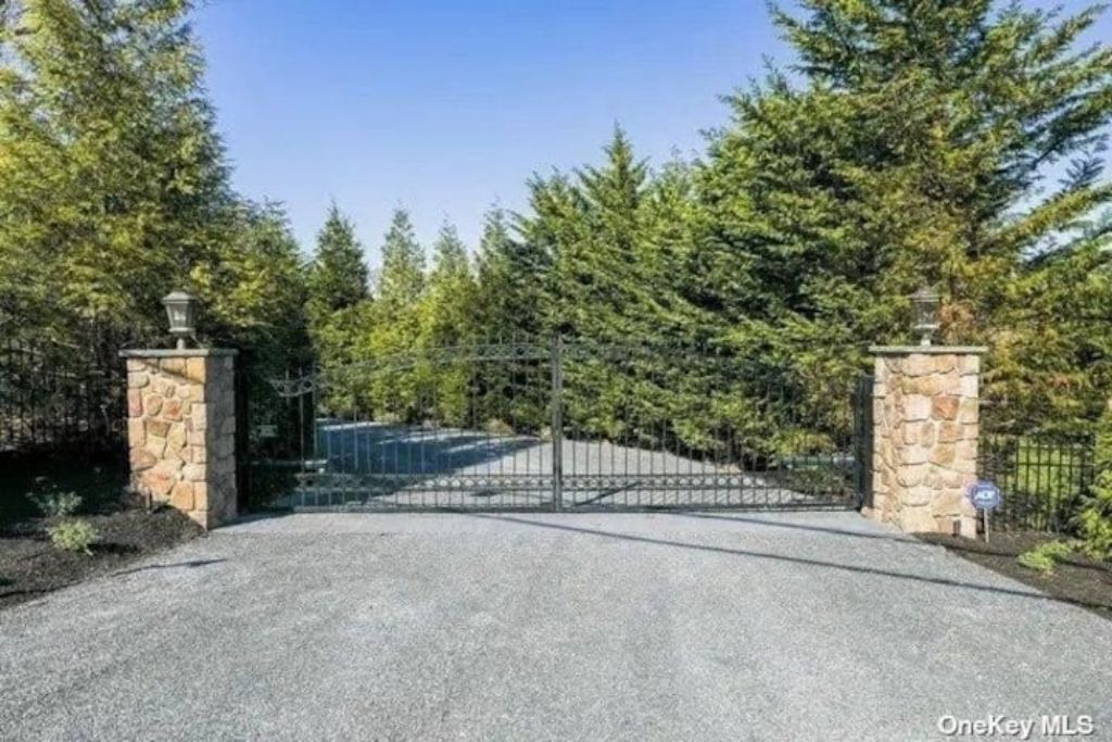 Photo of Outdoor in Hampton Bays