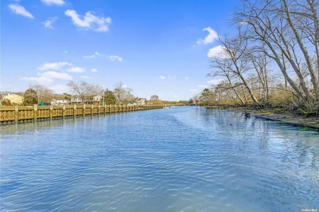 Photo of Others in Hampton Bays