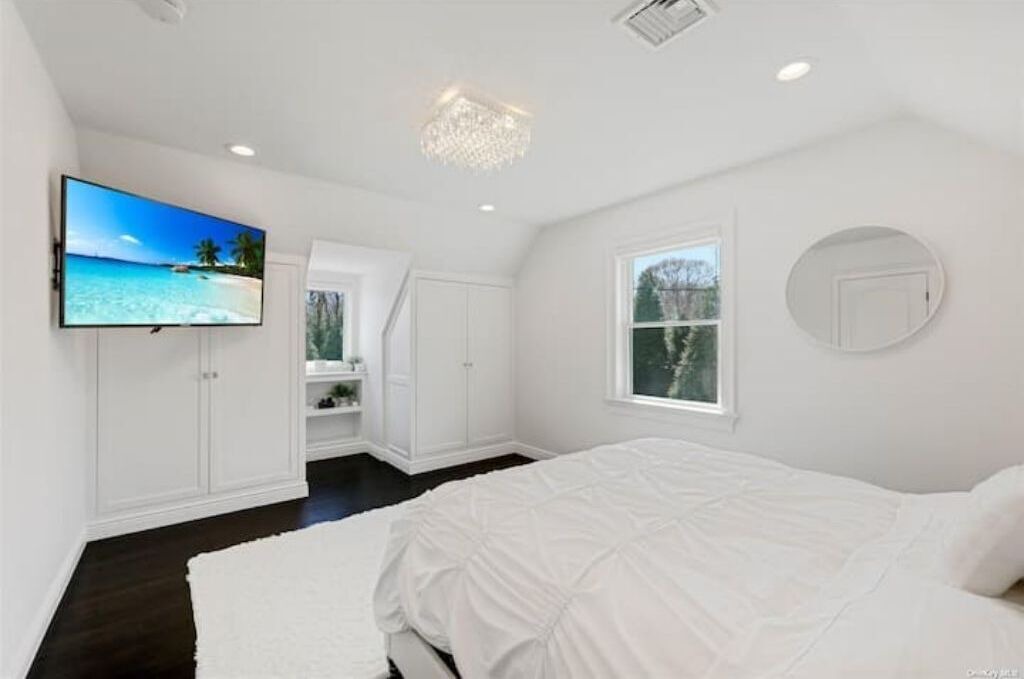 Photo of Bedroom in Hampton Bays