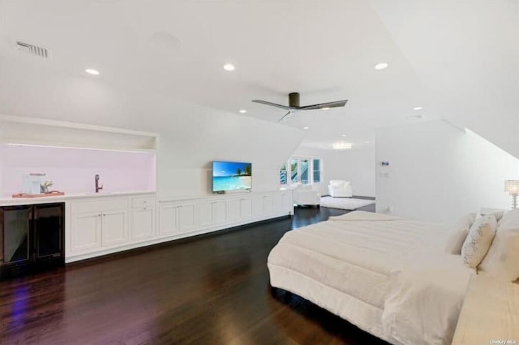 Photo of Bedroom in Hampton Bays