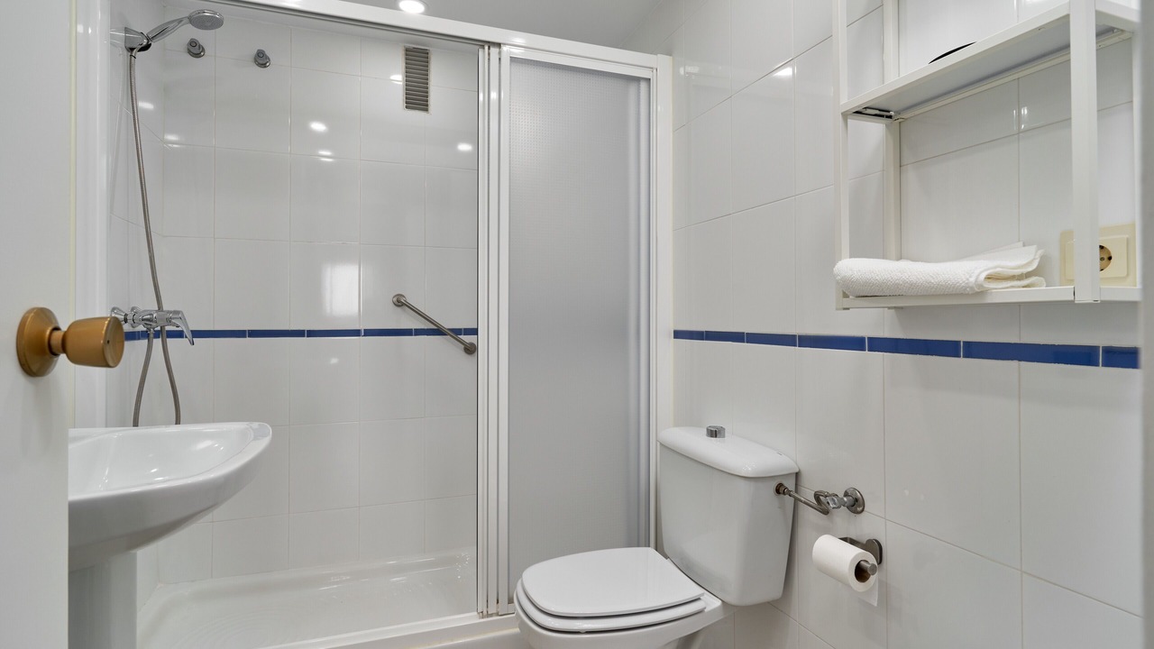 Photo of Bathroom in Velilla-Taramay