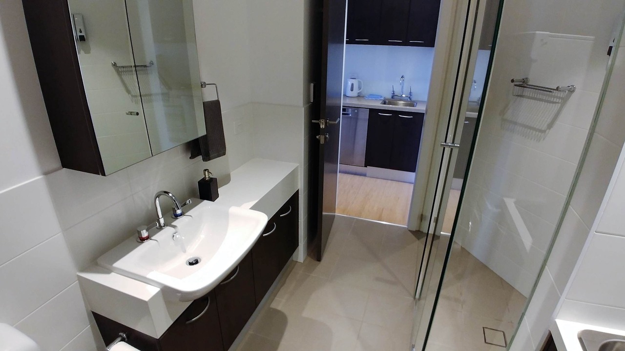 Photo of Bathroom in McMahons Point