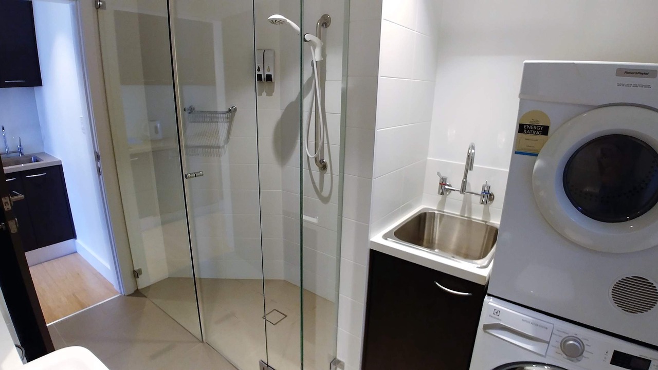 Photo of Bathroom in McMahons Point