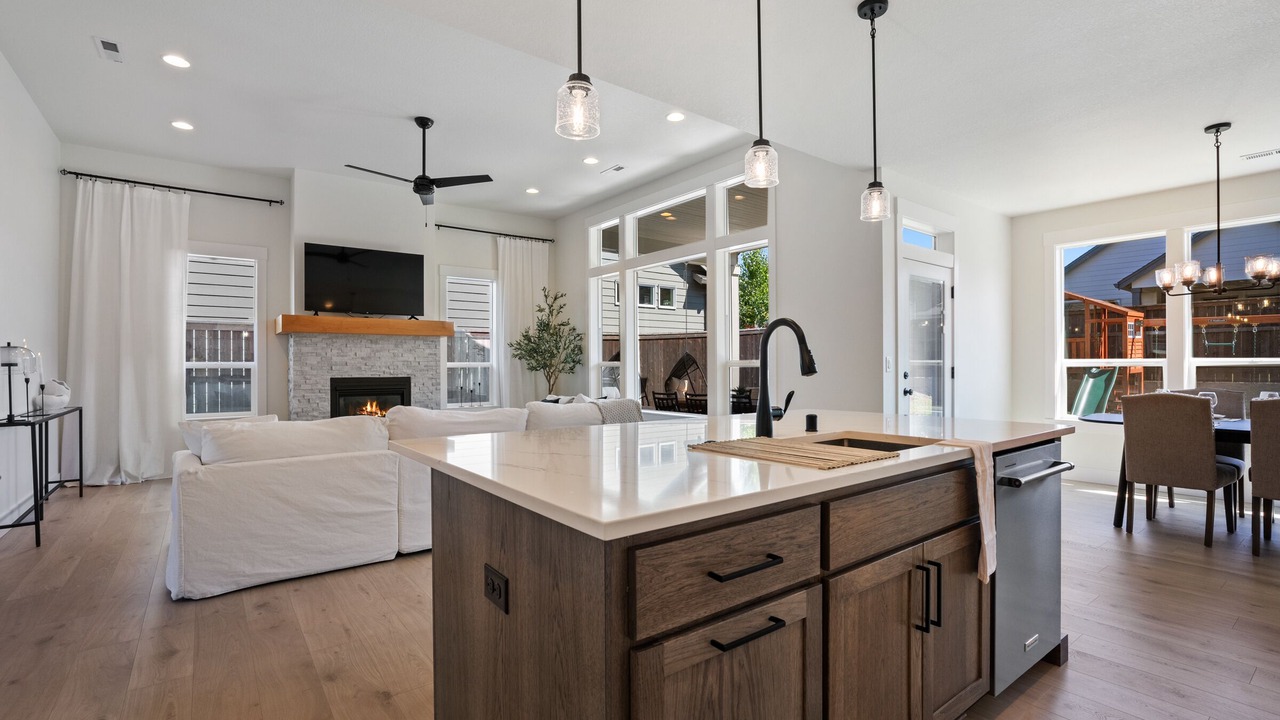 Photo of Others in Brush Prairie