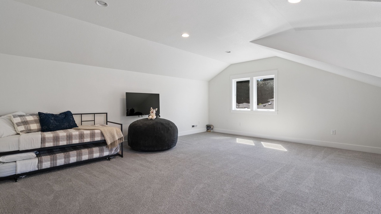 Photo of Bedroom in Brush Prairie