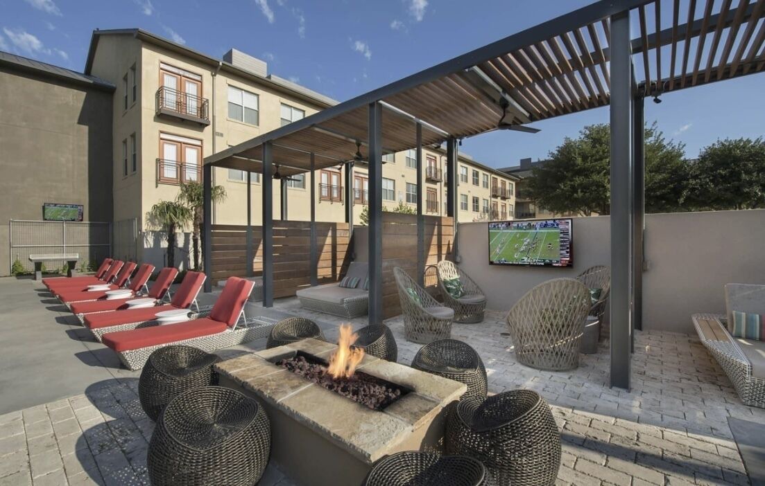 Photo of Patio Balcony in Legacy Park